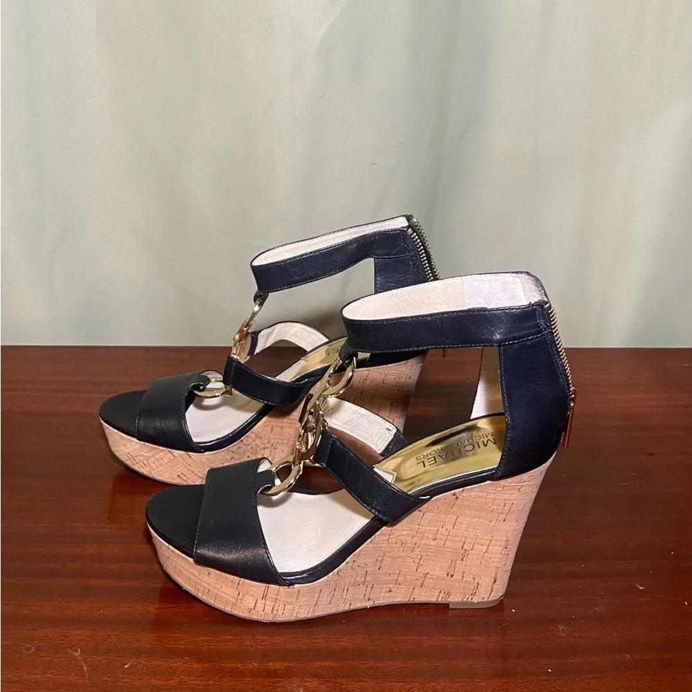 Michael Kors Hayden MK Logo Wedge Leather 4” Sandals Shoes Heels size 7M